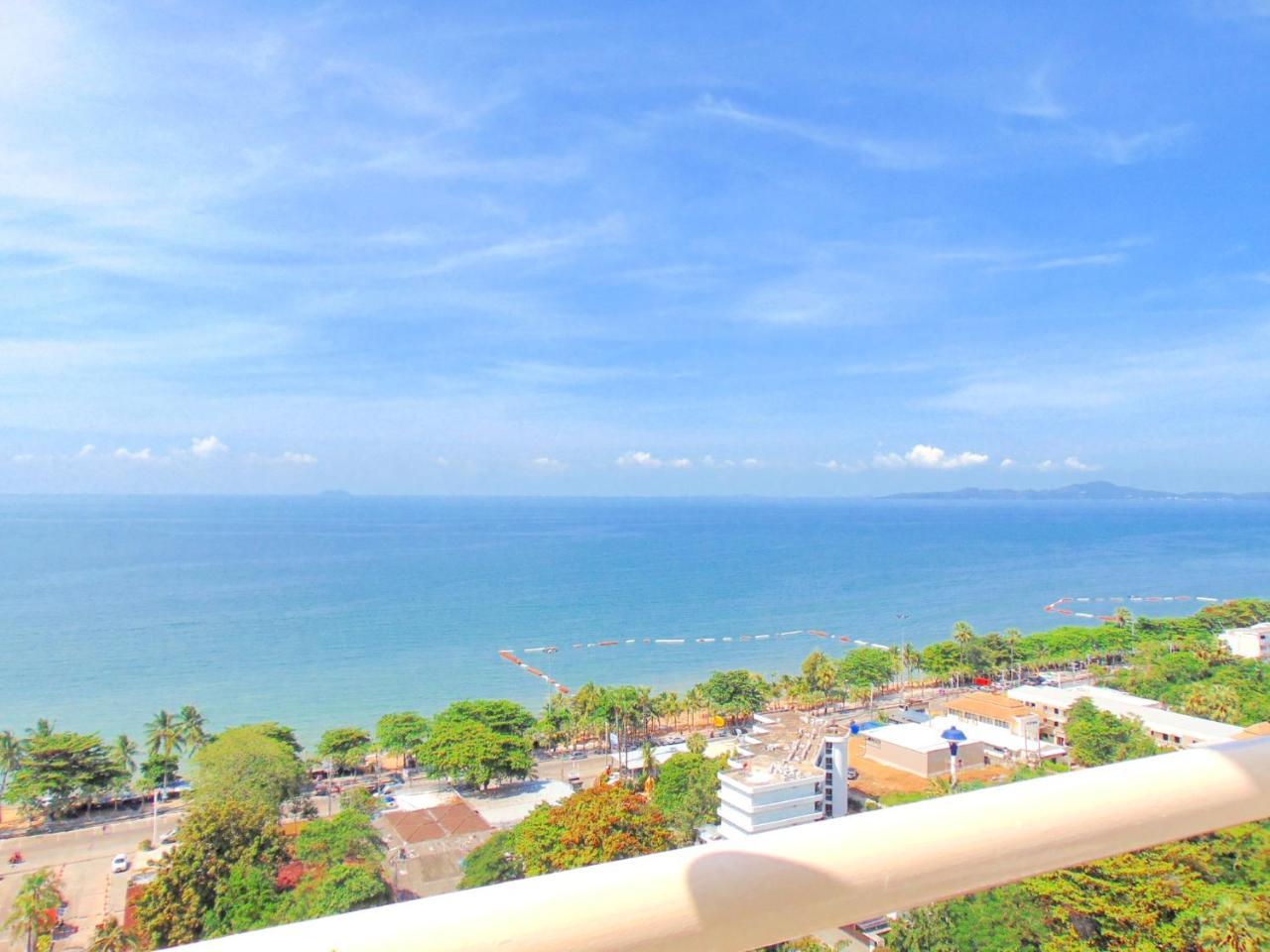 Sea View Beachfront Condos Pattaya Jomtien Beach Exterior photo
